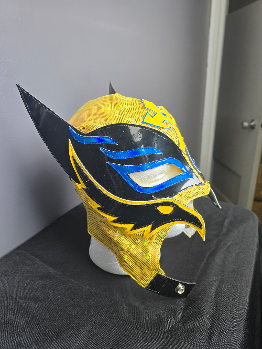 Wolverine/Rey Mysterio