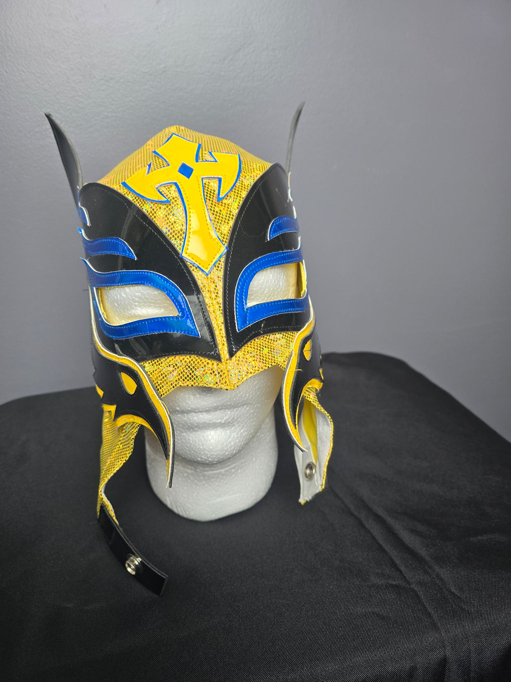 Wolverine/Rey Mysterio