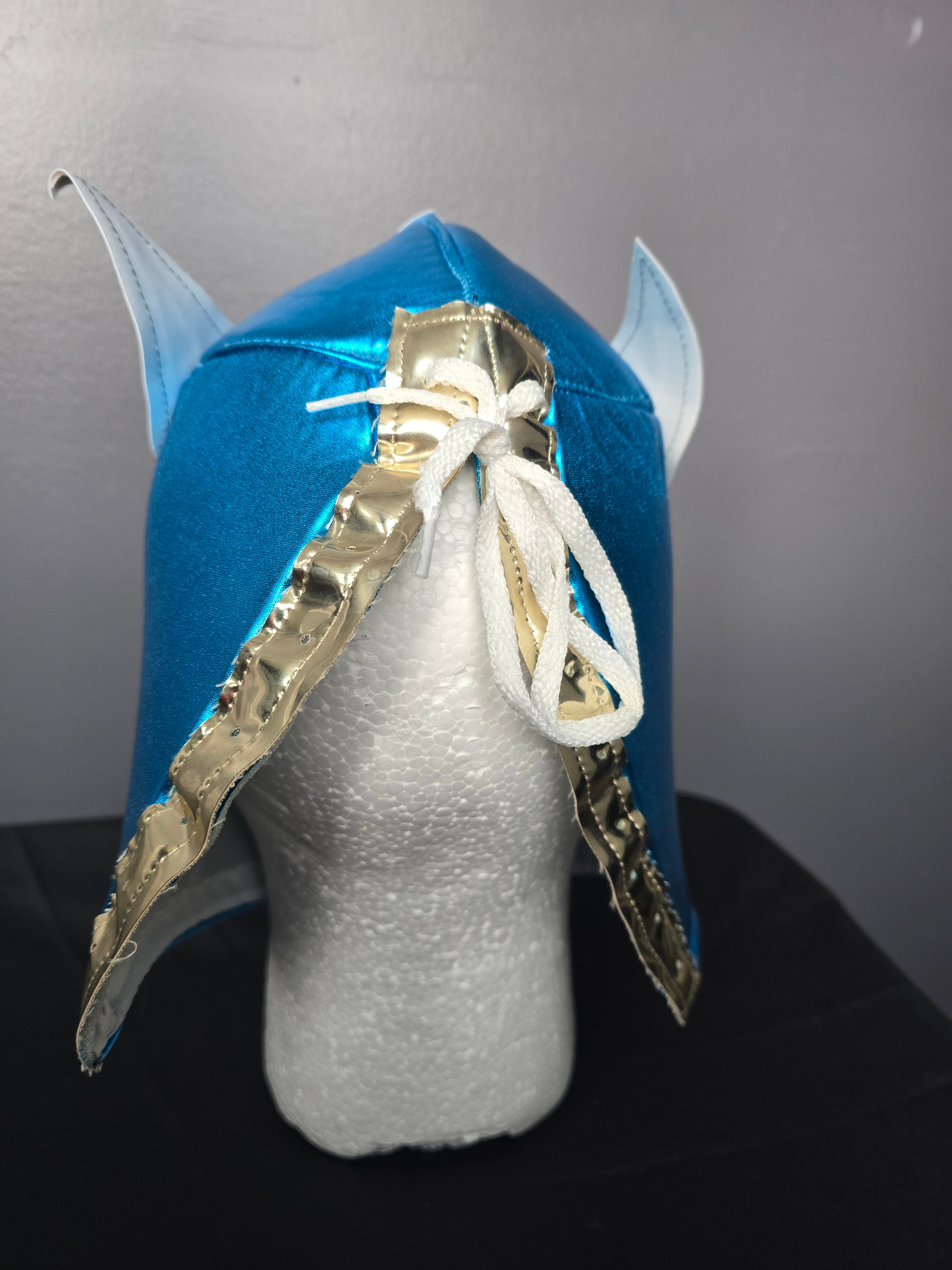 Sin Cara Luchador Mask